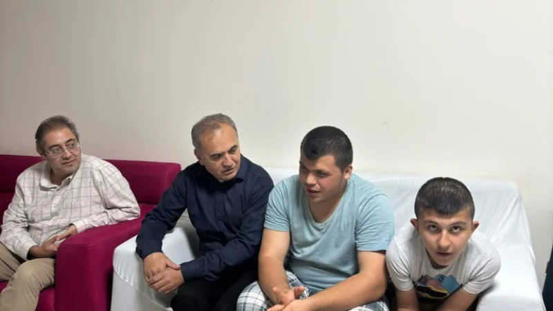 Burdur'da Engelsiz Yaşam ve Rehabilitasyon Merkezi'ne Akşam Ziyareti Gerçekleştirildi