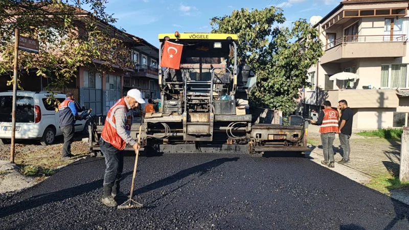 Düzce'de Asfalt ve Yol Çizgi Çalışmaları Yeniden Başladı