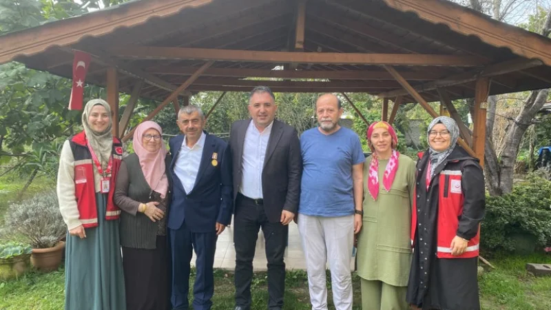 Düzce'de Kıbrıs Gazisi Hayati Tüysüz'e Vefa Ziyareti