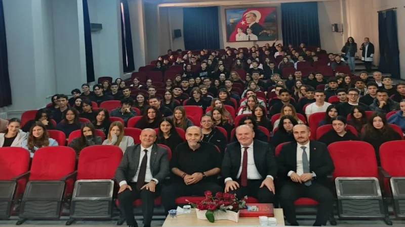 Edirne'de Öğrenciler 1. Sınıf Emniyet Müdürü Ahmet Sula ile Buluştu