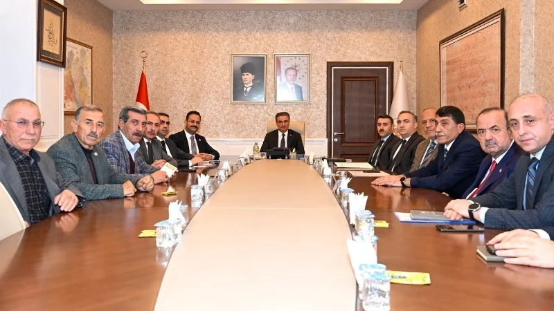 Erzurum'da Hayvan Pazarının Genel Durumu ve İşleyişi Masaya Yatırıldı