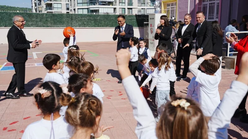 İzmir'de 'Maarifin Kalbinde Oyun' Etkinlikleri Gaziemir'de Gerçekleştirildi