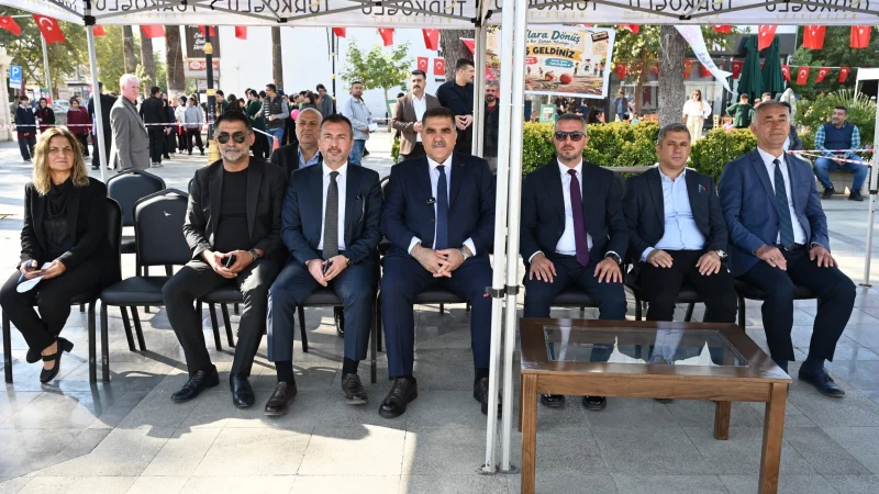 Kahramanmaraş Türkoğlu'nda 90’lar Rüzgarı: Aileler ve Çocuklar Zaman Yolculuğuna Çıktı