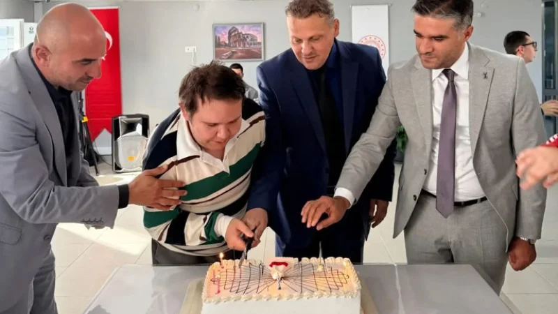 Karabük'te Özel Gereksinimli Bireyler İçin Doğum Günü Etkinliği