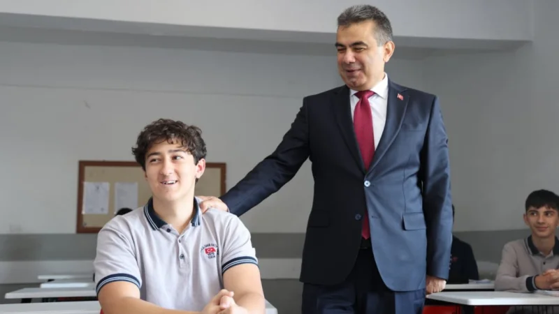 Kastamonu İl Milli Eğitim Müdürü Hasan Gümüş'ten Tosya'da Okul Ziyareti