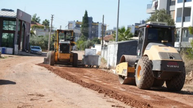 Kepez'de Altyapısı Tamamlanan Yollar Yenileniyor