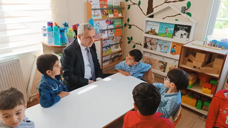 Kiğı Kaymakamı İkis'ten Yeni Eğitim Öğretim Yılı Okul Ziyaretleri