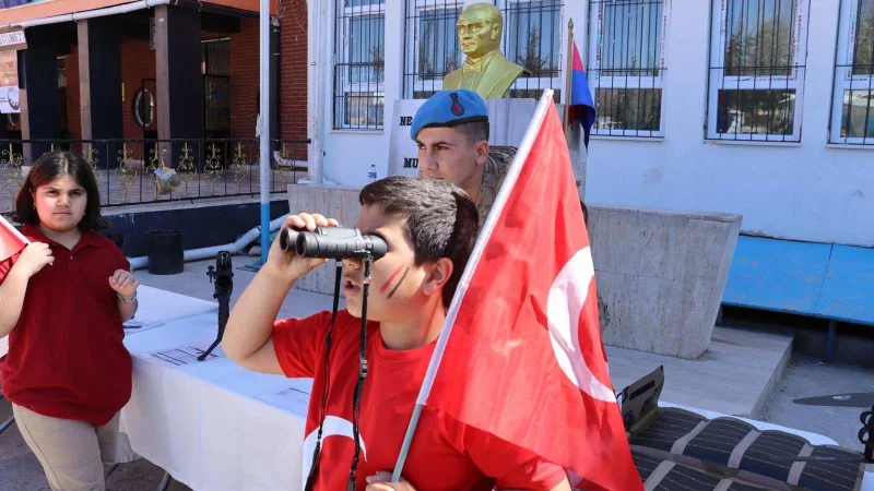 Kilis'te Jandarmadan Öğrencilere İstiklal Marşı Ziyareti