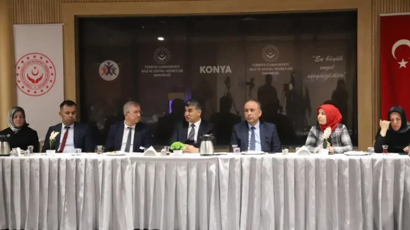 Konya'da İyilik Var Gönüllülük Platformu'nun Tanıtımı Yapıldı