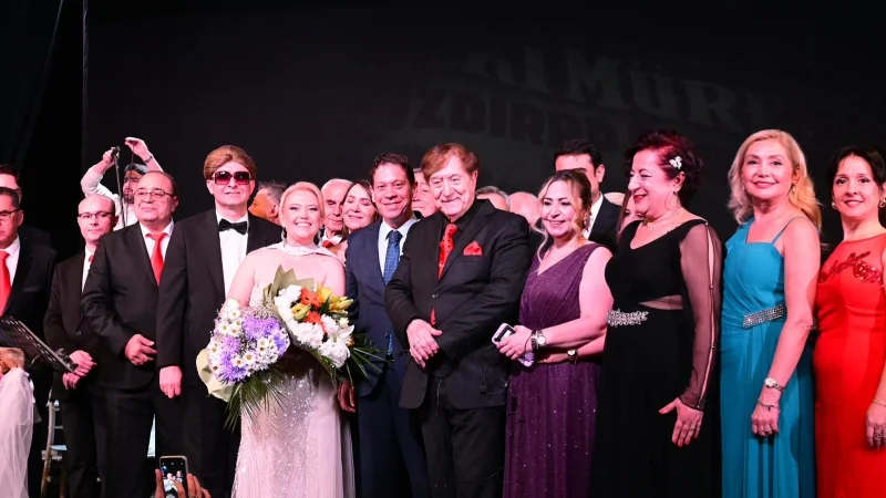 Manisa'da Zeki Müren Rüzgarı: Unutulmaz Eserler Konserle Anıldı