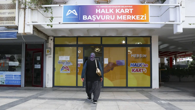 Mersin'de Halk Kart Uygulamasıyla Binlerce Aileye Destek ve Esnafa Can Suyu
