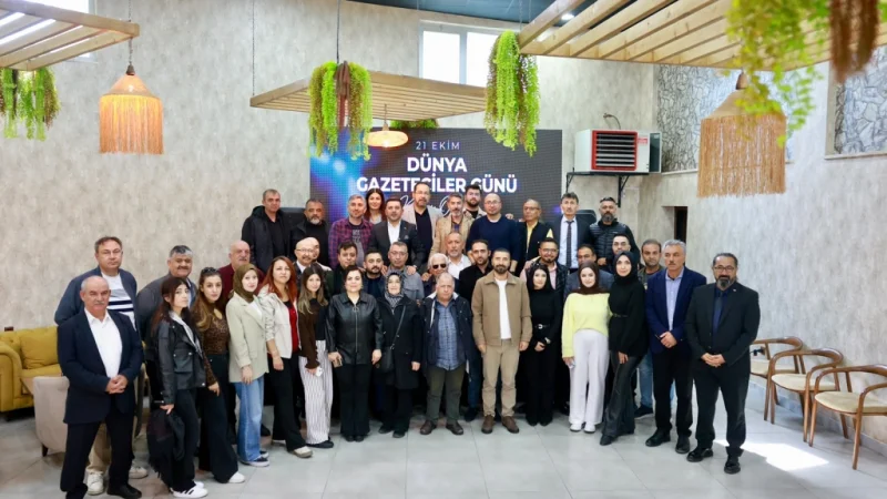 Nevşehir Belediye Başkanı Rasim Arı, Gazeteciler Günü'nde Basın Mensuplarıyla Buluştu