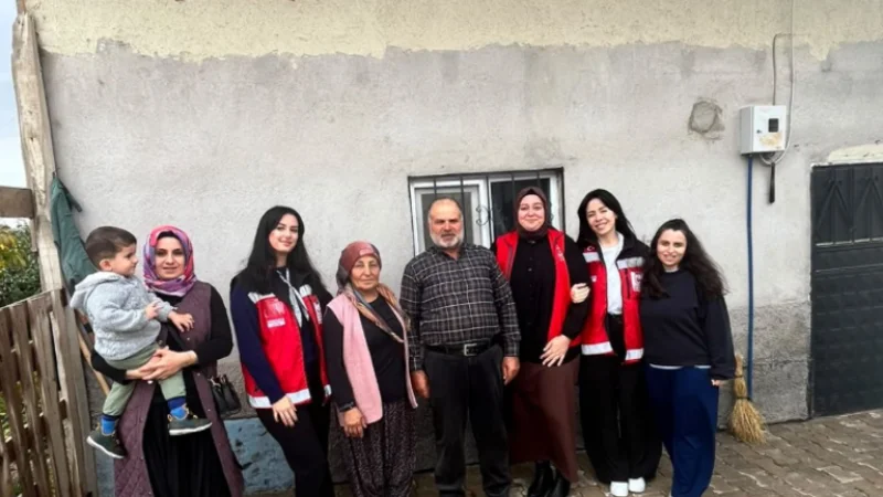 Sivas'ta Dünya Kadın Çiftçiler Günü'nde Şehit Ailesine Vefa Ziyareti