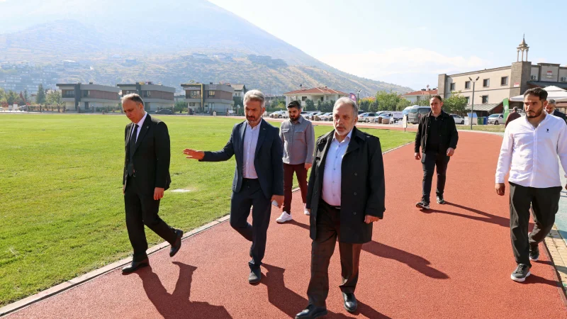 Talas Yamaç Paraşütü İniş Alanı'na Tartan Pist Yapıldı