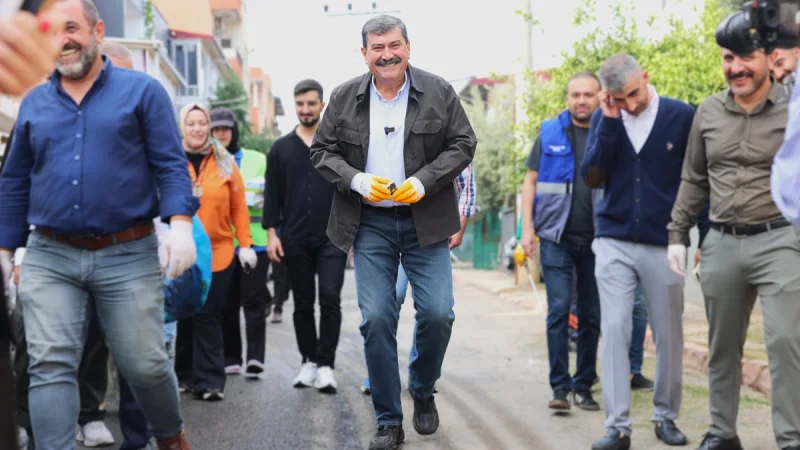 Toroslar'da Çevre Temizliği Seferberliği Yusuf Kılıç Mahallesi'nden Başladı
