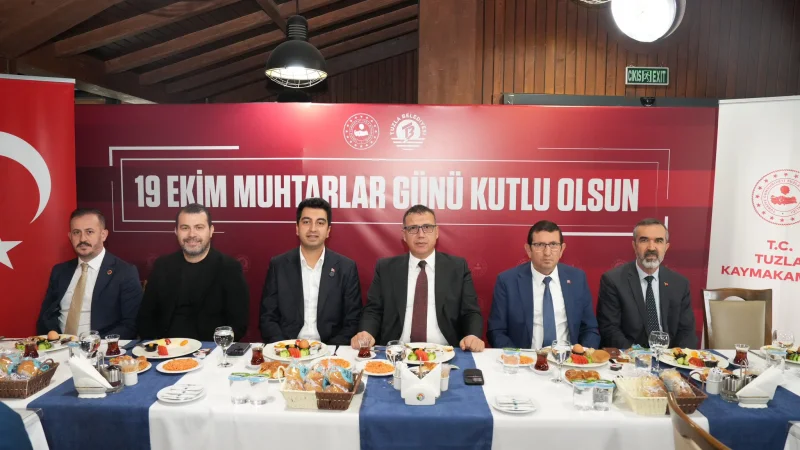 Tuzla'da 19 Ekim Muhtarlar Günü Dolayısıyla Program Düzenlendi