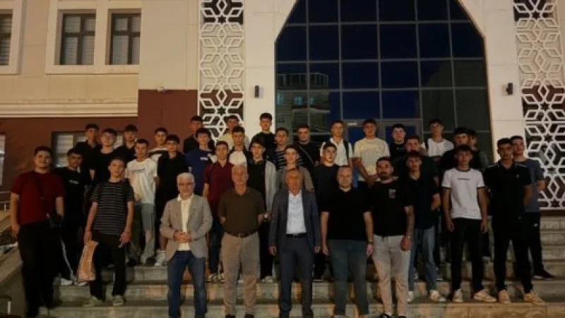 Yozgat Şefaatli'den Lise Öğrencileri Çanakkale Gezisine Uğurlandı