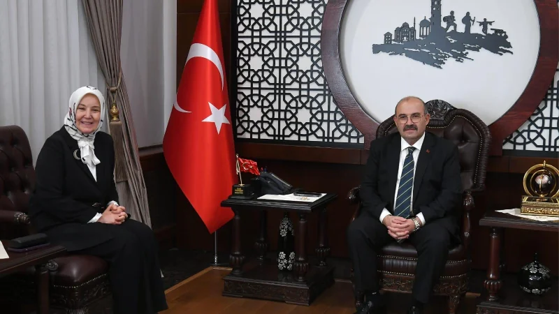 Aile ve Sosyal Hizmetler Bakan Yardımcısı Yenigün Balıkesir'de Çocuk Hakları Buluşmasına Katıldı