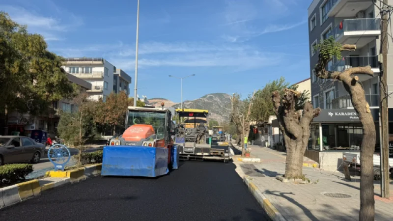 Aydın'da Ulaşım Altyapısı Çalışmaları 17 İlçede Sürüyor