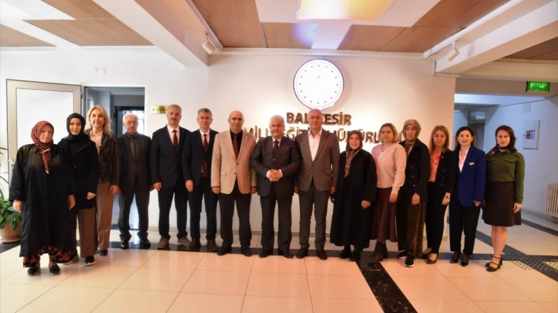Balıkesir'in Geleneksel El Sanatları Kadın Emeğiyle Yeniden Hayat Buluyor