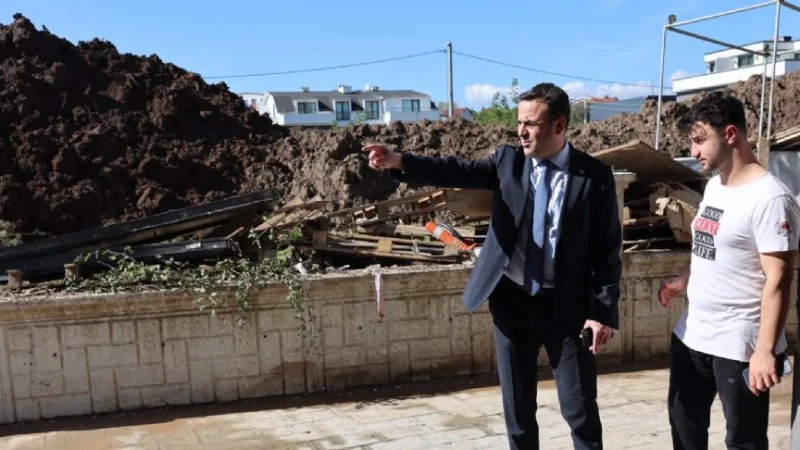 Başiskele'de Selzede Esnafa Ziyaret ve Destek Mesajı