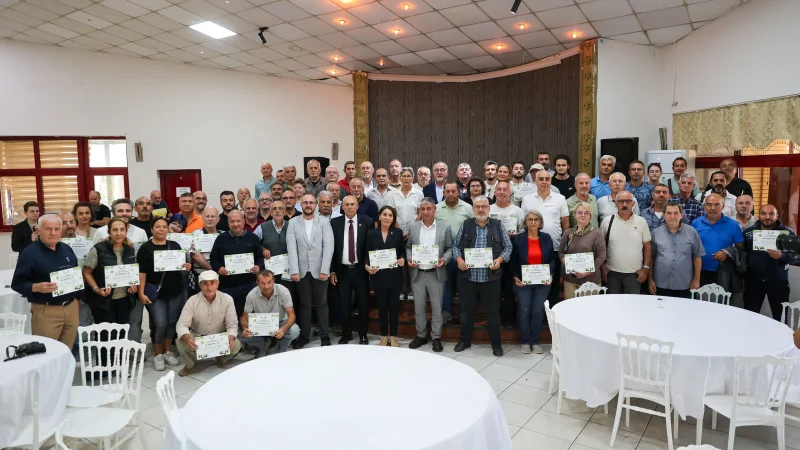 Buca'da Sertifikalı Zeytin Budama Eğitimi Tamamlandı
