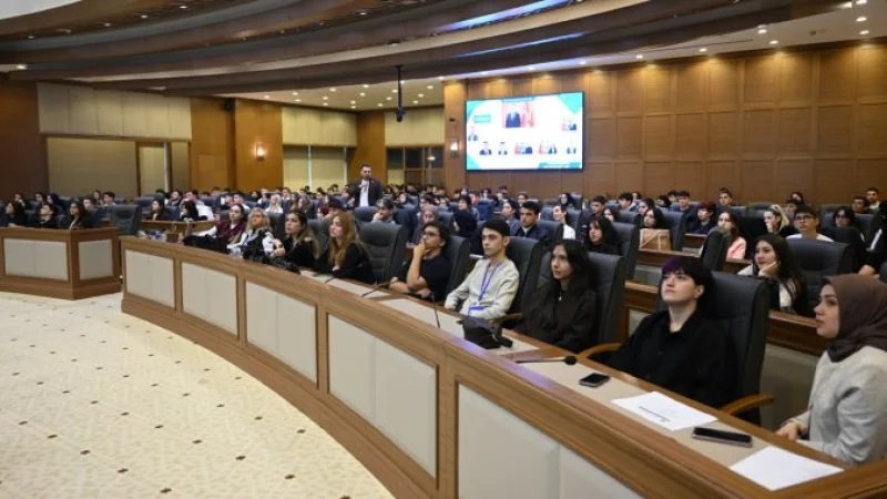 Bursa Büyükşehir Belediyesi'nden Stajyer Öğrencilere Oryantasyon Eğitimi