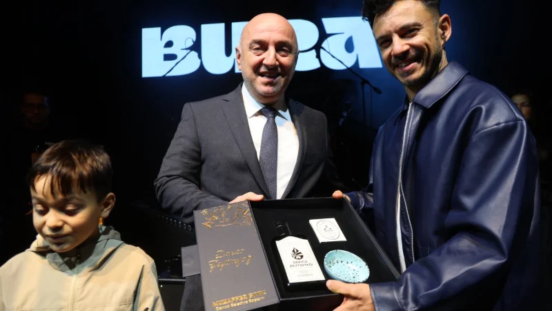 Darıca Zeytin Festivali'nde Buray Konseri Coşkusu