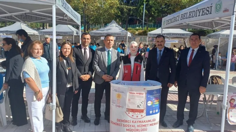 Demirci Bilim Festivali'nde Kadına Yönelik Şiddetle Mücadele Bilgilendirmesi