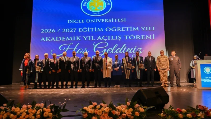 Dicle Üniversitesi'nde 2026-2027 Akademik Yılı Törenle Başladı
