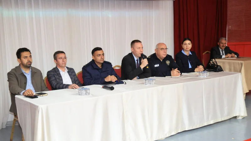 Fatsa'da Muhtarlar Toplantısı Düzenlendi: Şiddetle Mücadele ve Kokarca Mesaisi