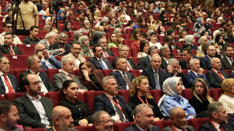 Gaziantep'te Uluslararası Forum: İslami Müştereklerden Evrensel Vizyona