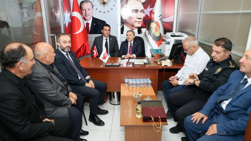 Gümüşhane Valisi Cevdet Atay'dan Muhtarlar Derneklerine Ziyaret