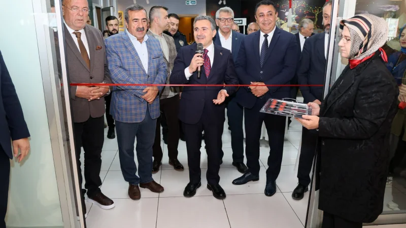 Gümüşhane'de 3. Kitap Fuarı Kapılarını Kitapseverlere Açtı