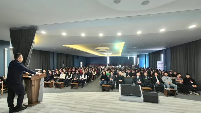 Kastamonu'da Liseli Gençler İklim Değişikliğine Karşı Fikir Üretti