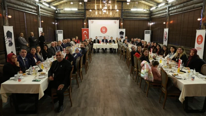 Keçiören’de 19 Ekim Muhtarlar Günü Dolayısıyla Program Düzenlendi