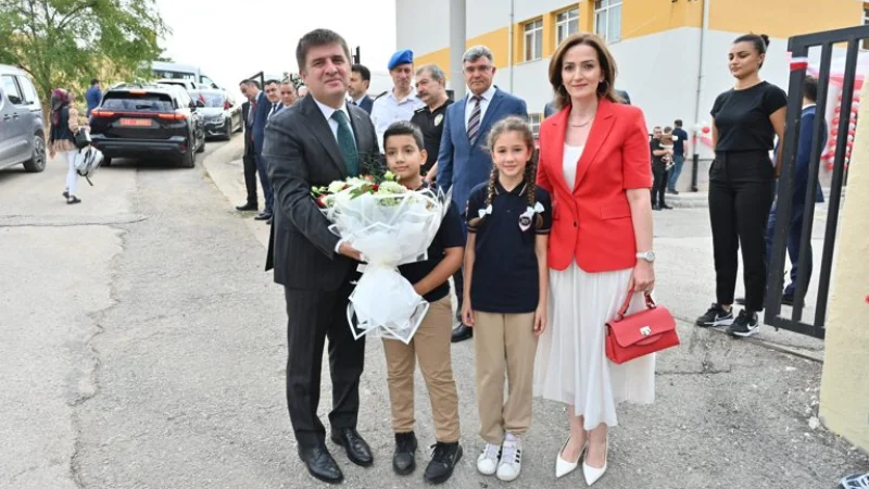 Kırıkkale'de İlköğretim Haftası Kutlama Programı Düzenlendi