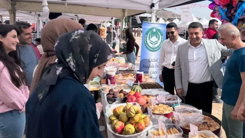 Kozluk'ta Gazze İçin Dayanışma Kermesi: 519 Bin TL Bağış Toplandı