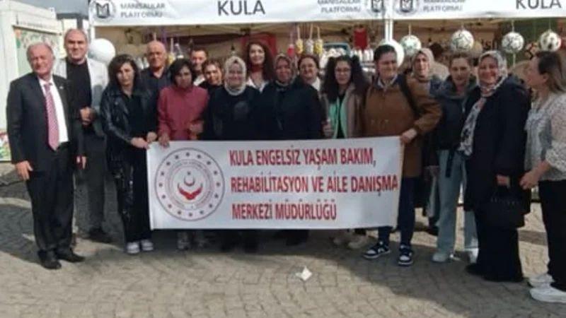 Kula Engelsiz Yaşam Merkezi sakinleri kültür festivalinde buluştu