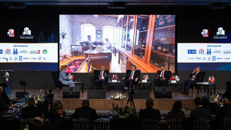 Malatya'nın Geleceği Sanayi, Turizm ve Altyapı Yatırımlarıyla Şekilleniyor