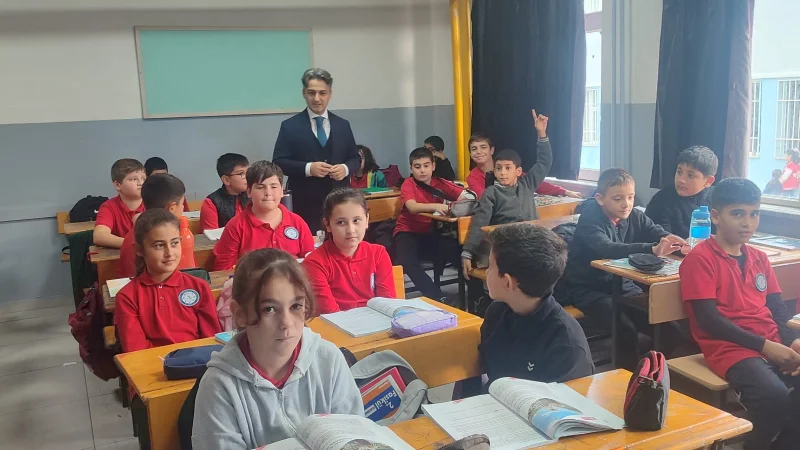 Şarköy Kaymakamı Aydın Erdoğan'dan Okul Ziyaretleri