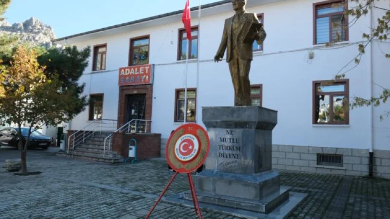 Sivrihisar'da 19 Ekim Muhtarlar Günü Dolayısıyla Tören Düzenlendi