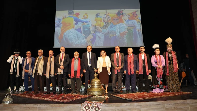 Türk Dünyasının Ozanları Gaziantep’te Âşıklar Bayramı'nda Buluştu
