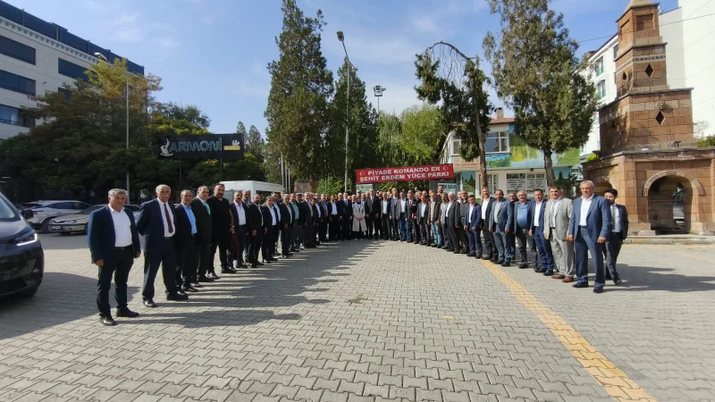 Tuzluca'da 19 Ekim Muhtarlar Günü Dolayısıyla Kahvaltı Programı Düzenlendi