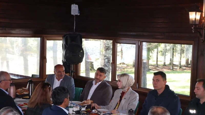 Ulubey'de 19 Ekim Muhtarlar Günü Kahvaltı Programı ile Kutlandı