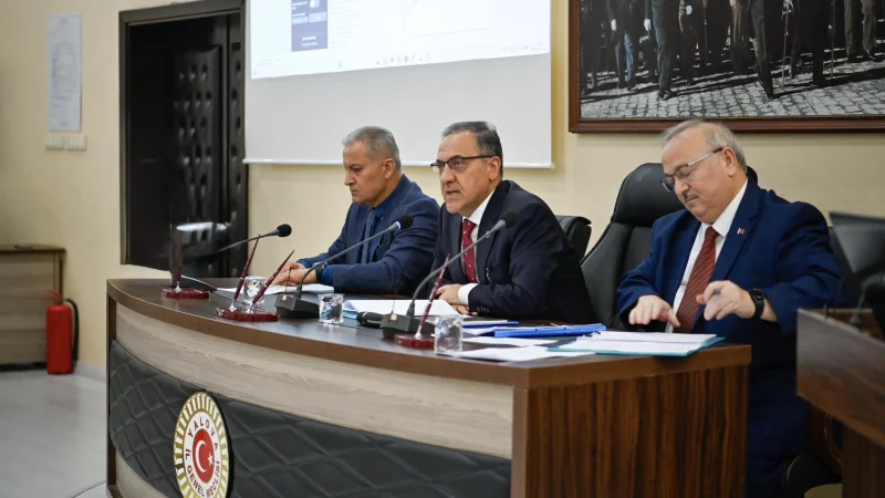 Yalova'da Kamu Yatırımları Masaya Yatırıldı: 131 Proje Takip Altında