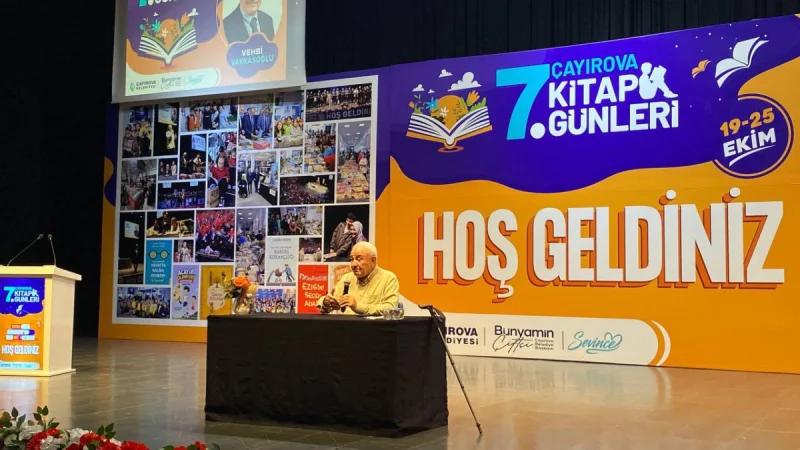 Yazar Vehbi Vakkasoğlu, Çayırova Kitap Günleri'nde Okurlarıyla Buluştu
