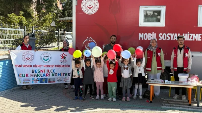 Adıyaman'da Minik Öğrencilere Sosyal Hizmet Desteğiyle Renkli Gün