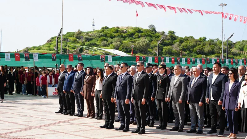Aydıncık'ta 23 Nisan Ulusal Egemenlik ve Çocuk Bayramı Coşkuyla Kutlandı