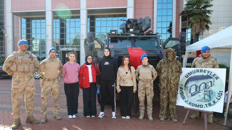 Aydın'da Jandarma'dan Üniversite Öğrencilerine Kariyer Rehberliği